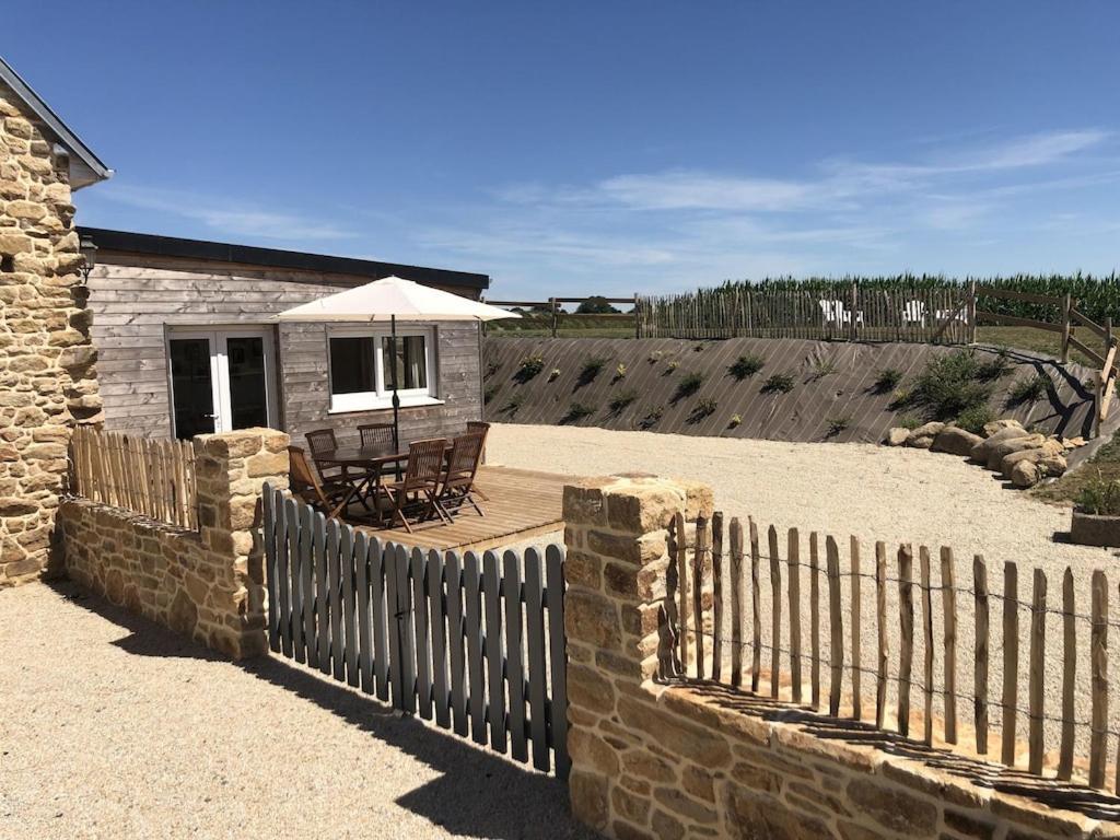 Charmante Maison De Campagne En Pierres Et Bois Sartilly-Baie-Bocage Ngoại thất bức ảnh