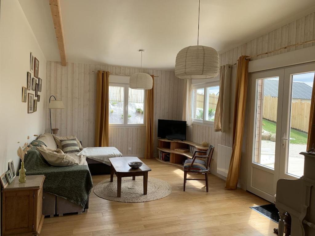 Charmante Maison De Campagne En Pierres Et Bois Sartilly-Baie-Bocage Ngoại thất bức ảnh