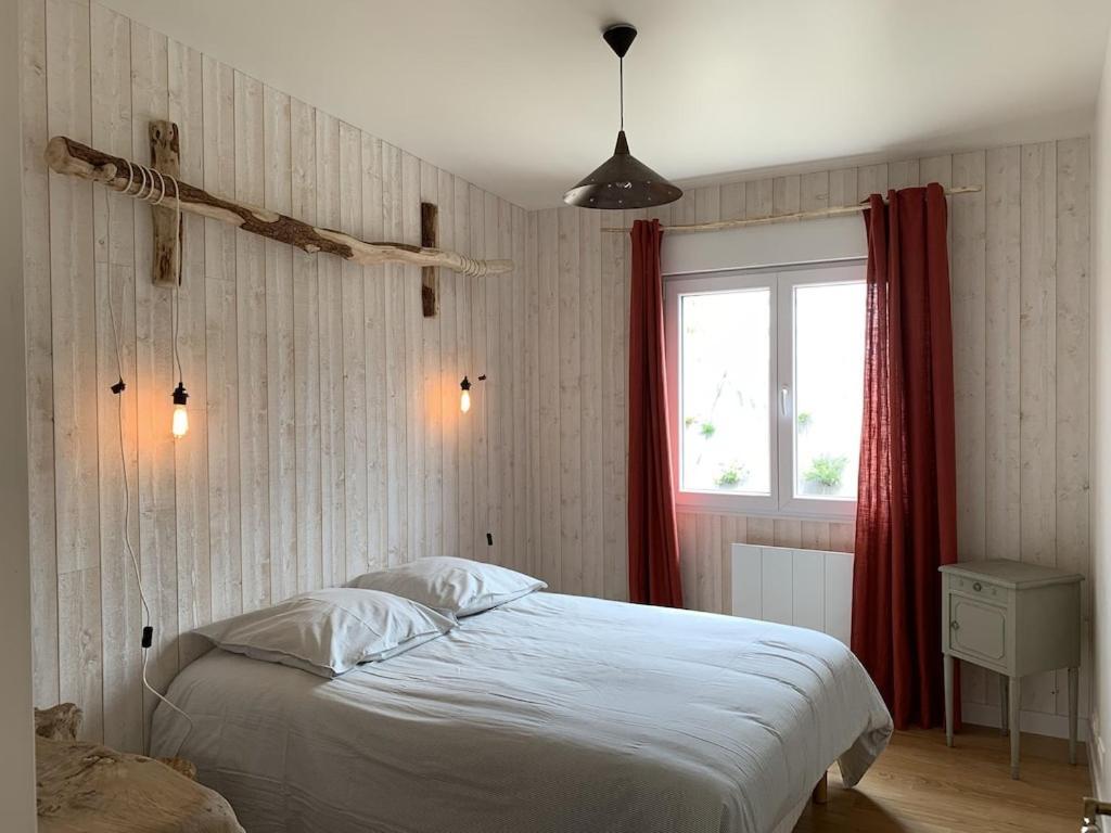 Charmante Maison De Campagne En Pierres Et Bois Sartilly-Baie-Bocage Ngoại thất bức ảnh